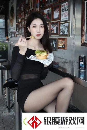 少女偷偷在线观看免费播放电视剧