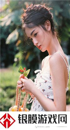 校园春色 古典武侠：校园春意藏侠影