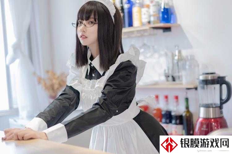 SAO女仆叫*被打屁股视频爆火,背后藏着多少人性试探?