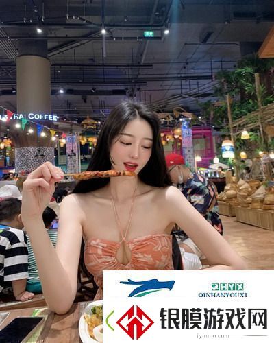 丰满的女邻居