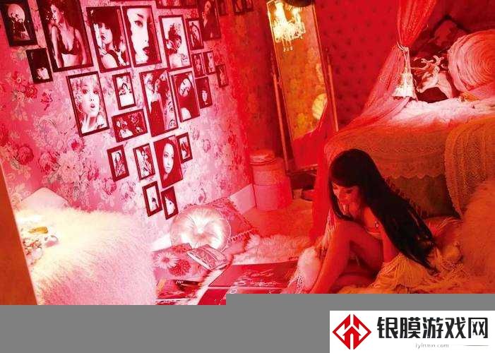 被藏在衣柜里的欲望——当我们谈起精精**时,那些不该说的秘密